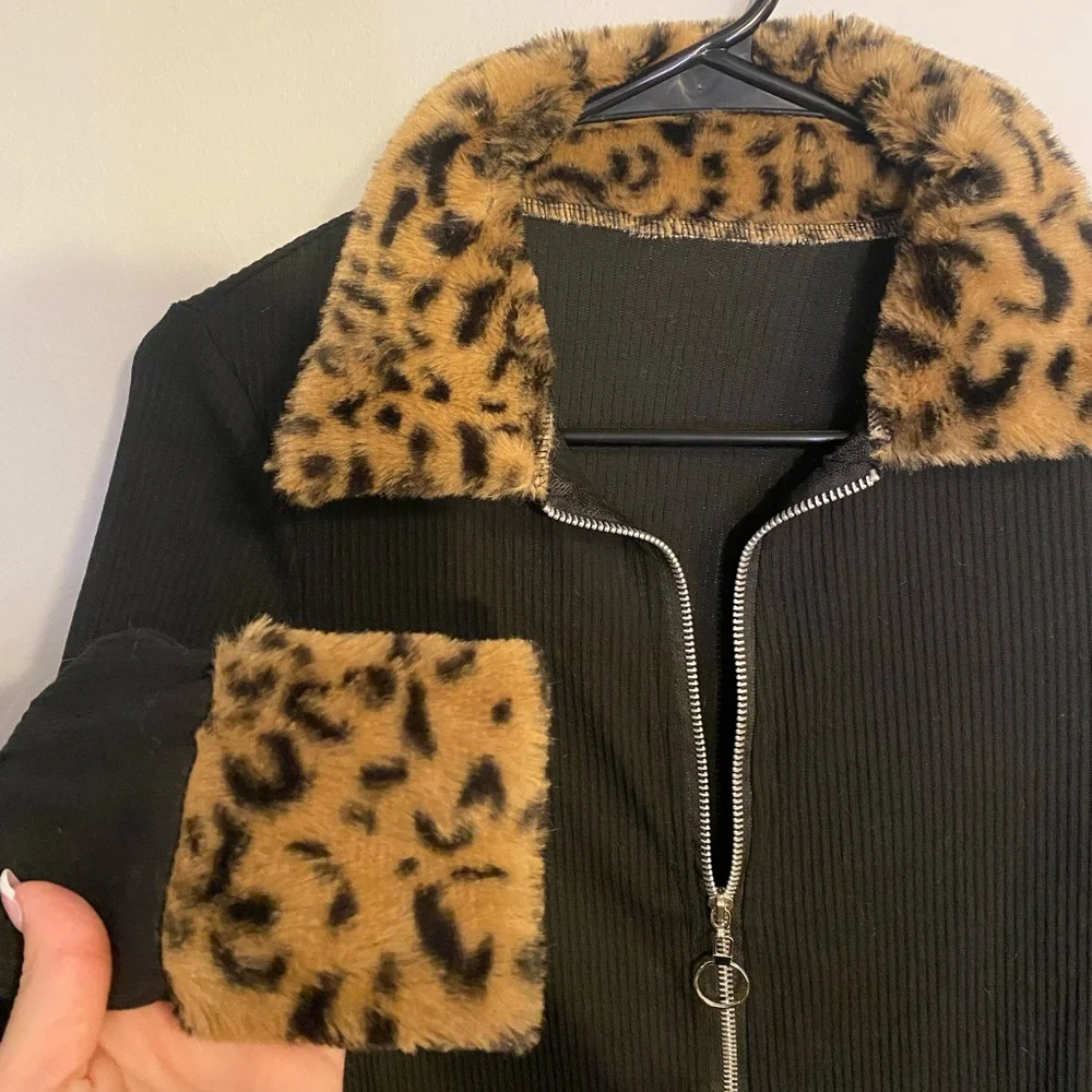 Leopard Trim Black Jacket - Picture 2 of 3